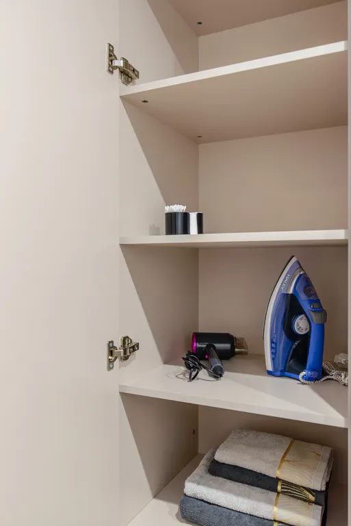 Дизайнерская студия в доме бизнес-класса