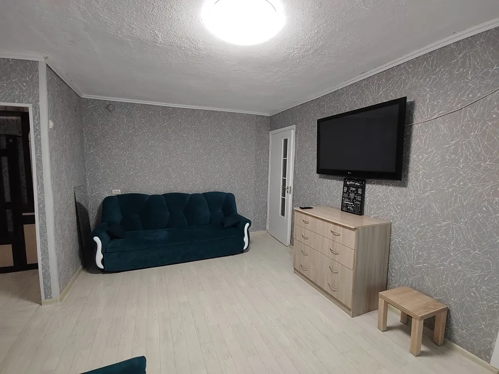 3-комнатная квартира рядом с БЮИ — аренда посуточно в Барнаул