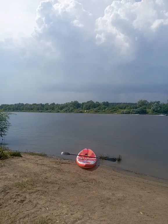 Уютный дом с выходом к пруду