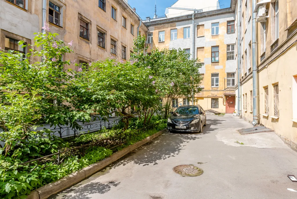 Квартира Уютная дизайнерская квартира в тихом дворике у Исаакиевского собора — Санкт-Петербург