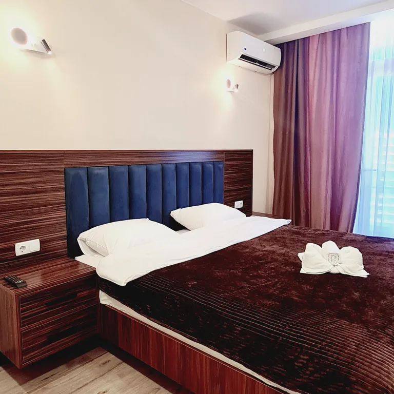 Студия с видом на море