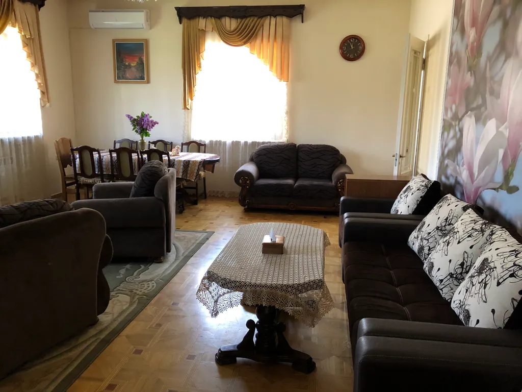 Вилли с бассейном