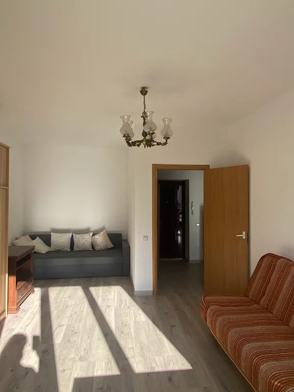 Светлая, уютная квартира в 10 минутах от моря