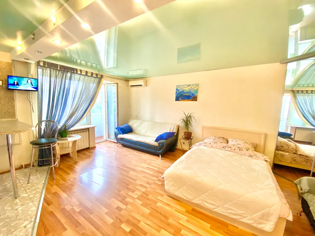 Студия на Набережной рядом Сарниито