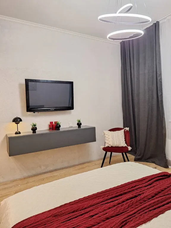 Однокомнатная квартира на Парковом бульваре 2к2