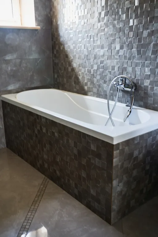 Дом у озера