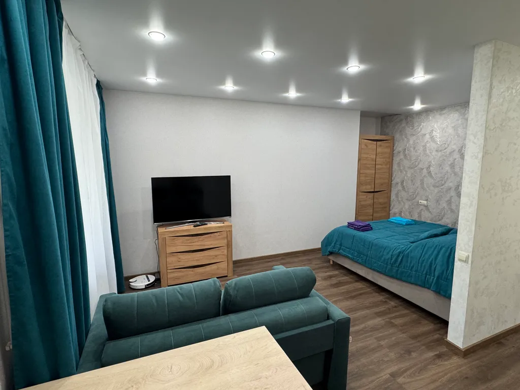 Квартира Квартира Уютная студия в центре города в тихом зелёном дворе — Ярославль