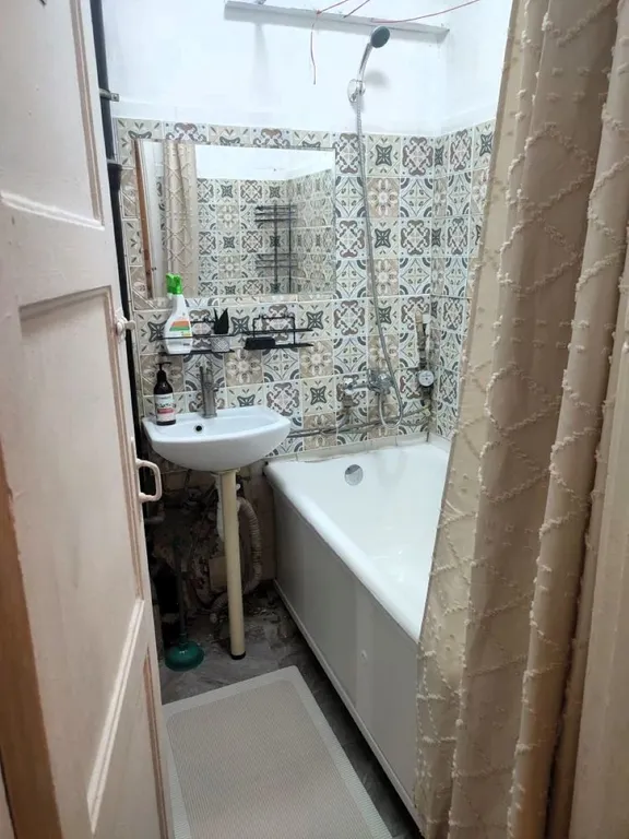 Квартира Комната в квартире в 3 минутах пешком от станции Красные ворота — Москва