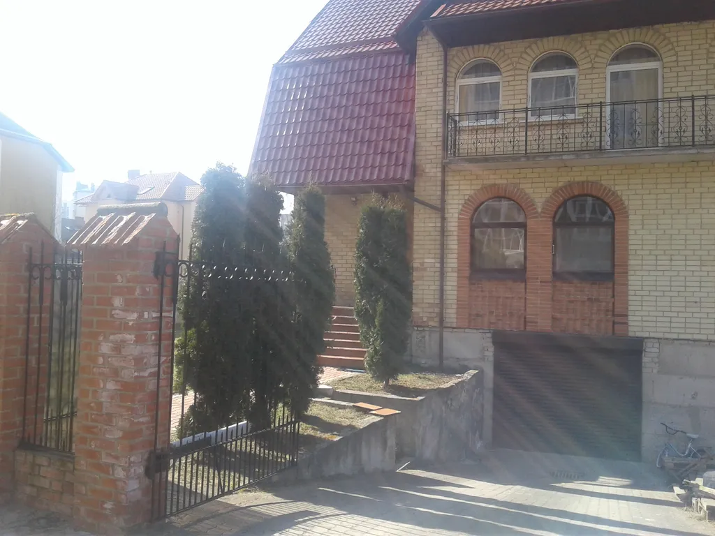 Первый этаж дома у моря