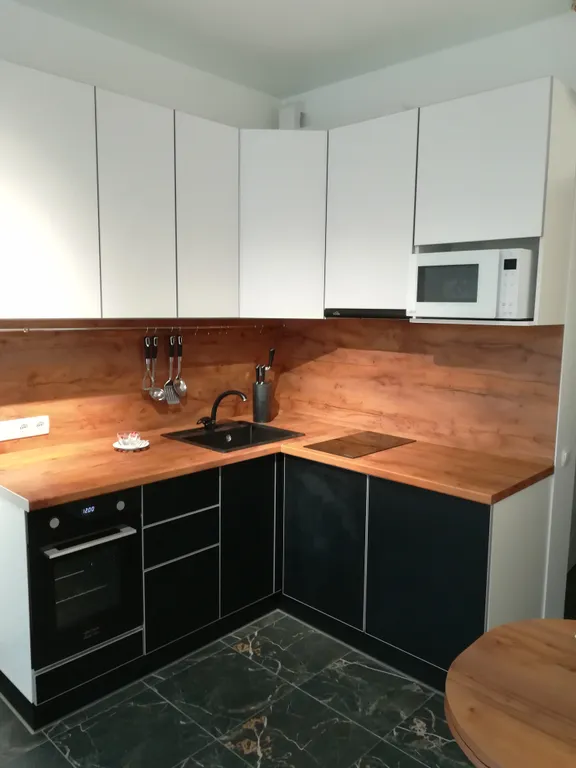 Квартира Квартира Cтудия в жилищном комплексес видом на горы и море — Алушта