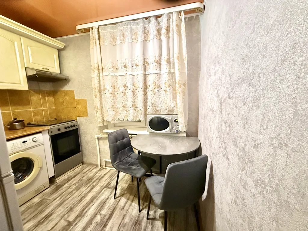 1-комнатная квартира в районе крытого стадиона Победа