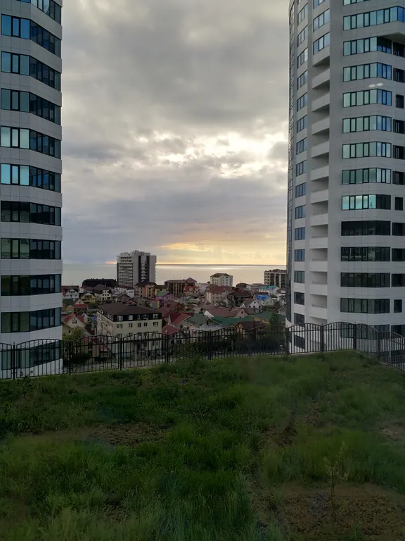 Тихое место, все рядом