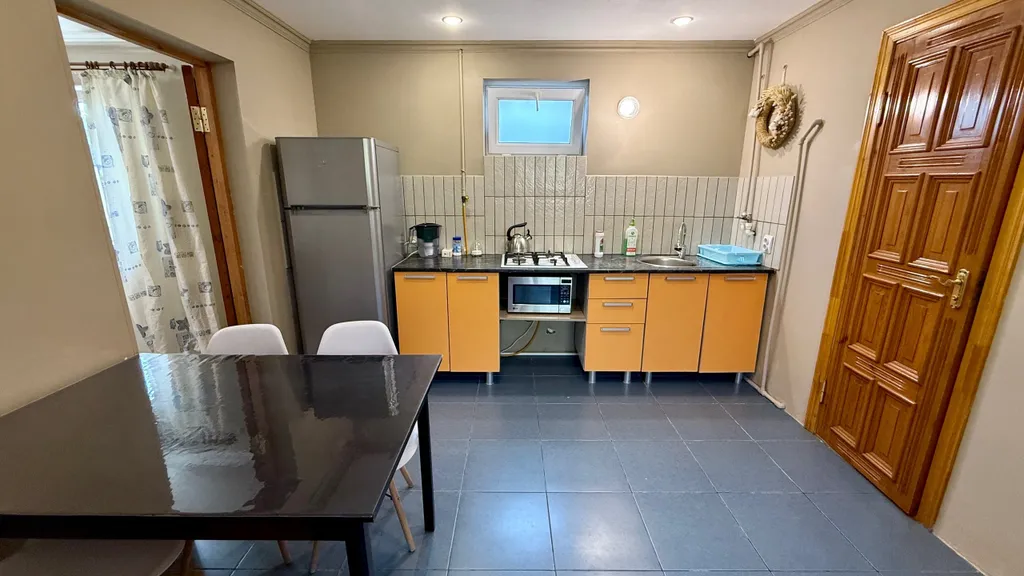 Домик двухкомнатный