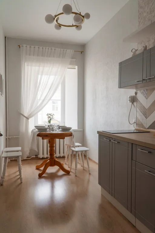 Квартира в купеческом доме в центре города