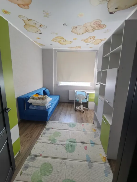 3 комнатная квартира на Обороне на 20-м этаже