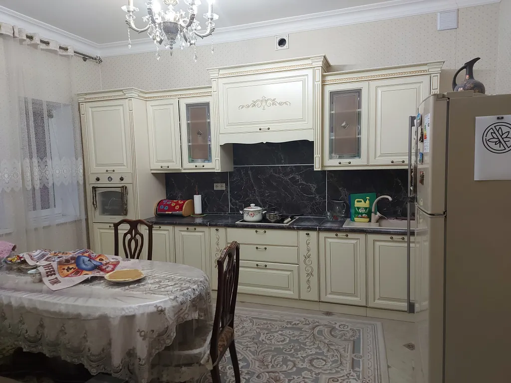 Уютный и красивый дом с видом на горы