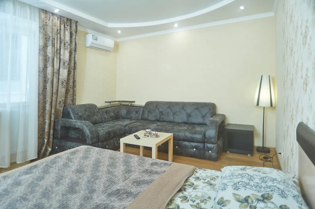 Двухкомнатная квартира с изолированными комнатами в центре города