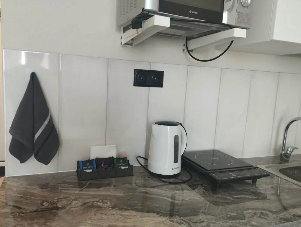 Студия с философским видом на жизнь