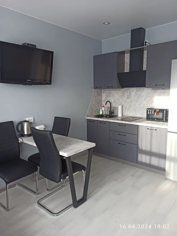 Уютная квартира-студия с шикарным видом на море и горы