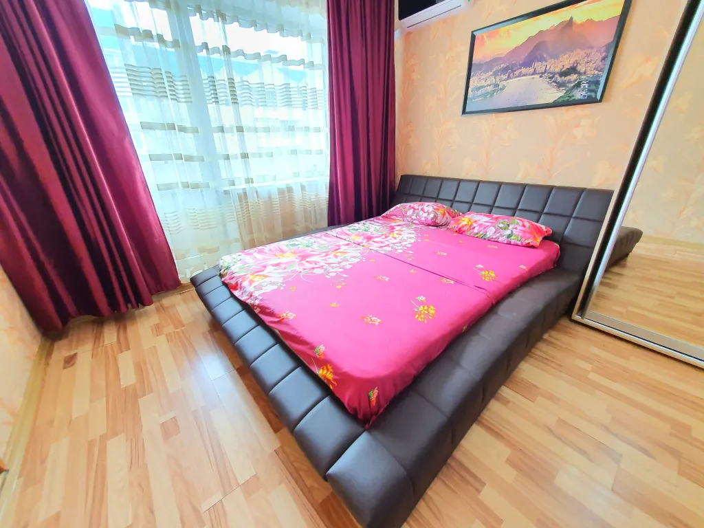 2-комнатная Квартира — аренда посуточно в Энгельс