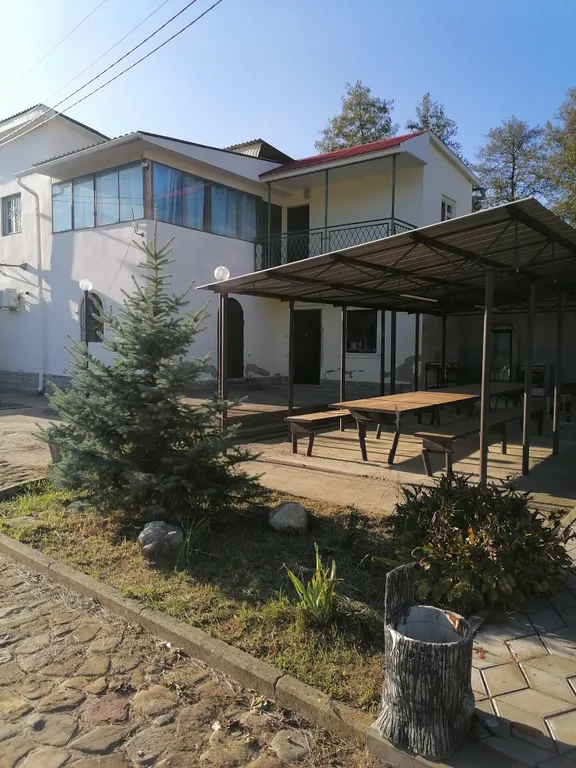 Коттедж Загородный дом для семейного отдыха и вечеринок — Горячий Ключ