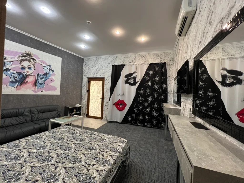 Квартира в самом центре Симферополя — аренда посуточно в Симферополь