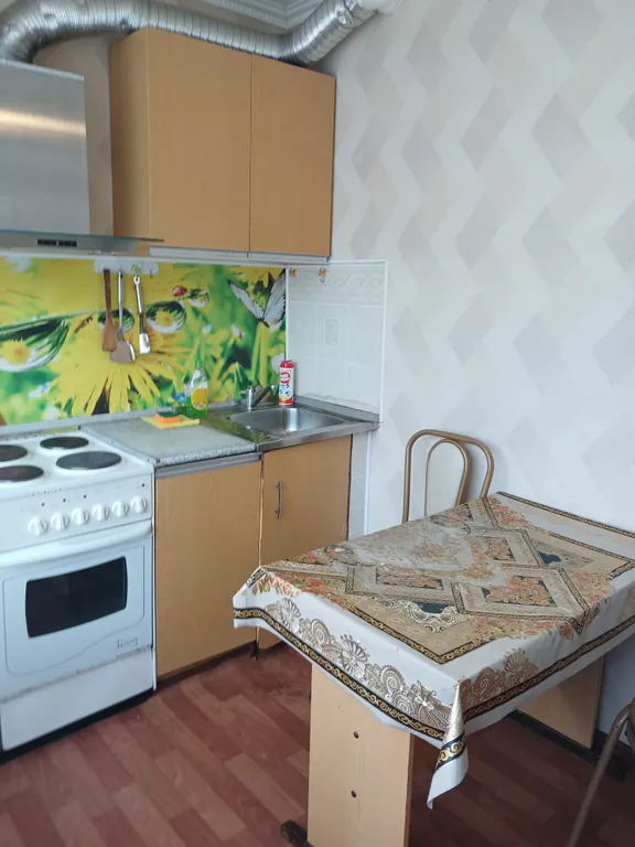 Многоместная комфортная квартира с балконом