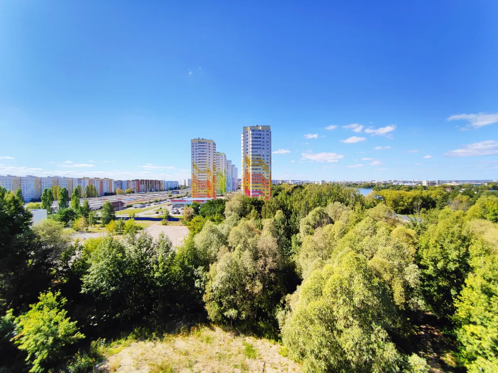 Просторная двухкомнатная квартира Любимый дом недалеко от центра