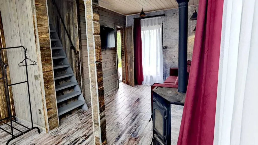 Уютный дом П-3 в окружении лесов и полей. Рядом д. Ф. Конюхова