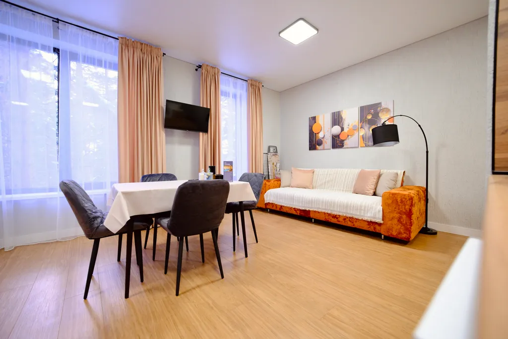 Студия с красивым видом