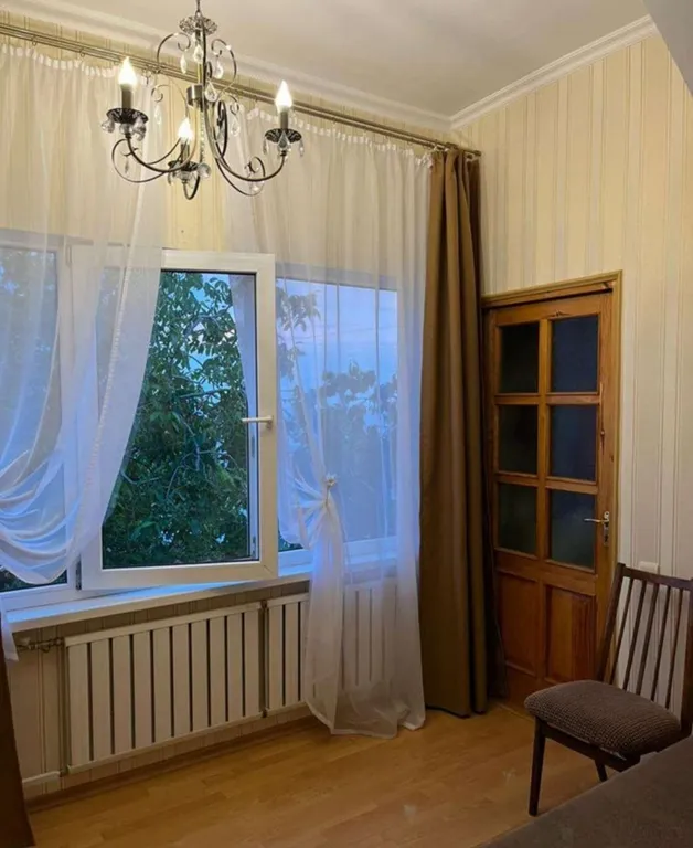 Уютная двухкомнатная квартира с беседкой