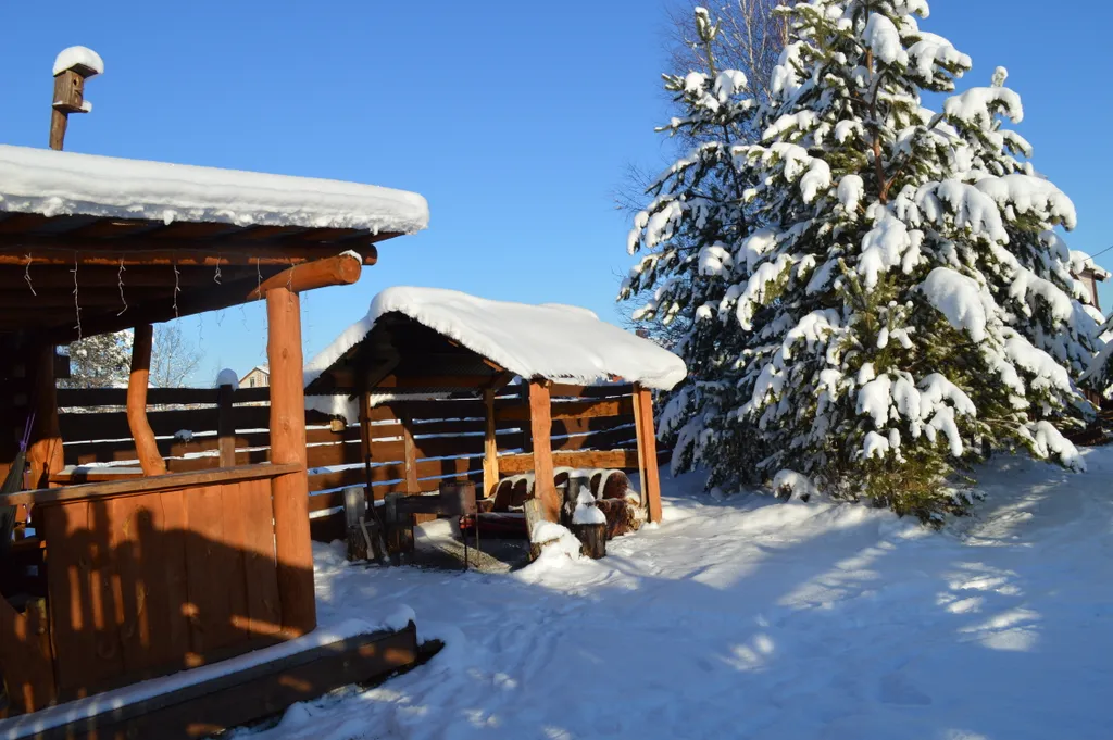 Дом недалеко от ГЛК Евразия