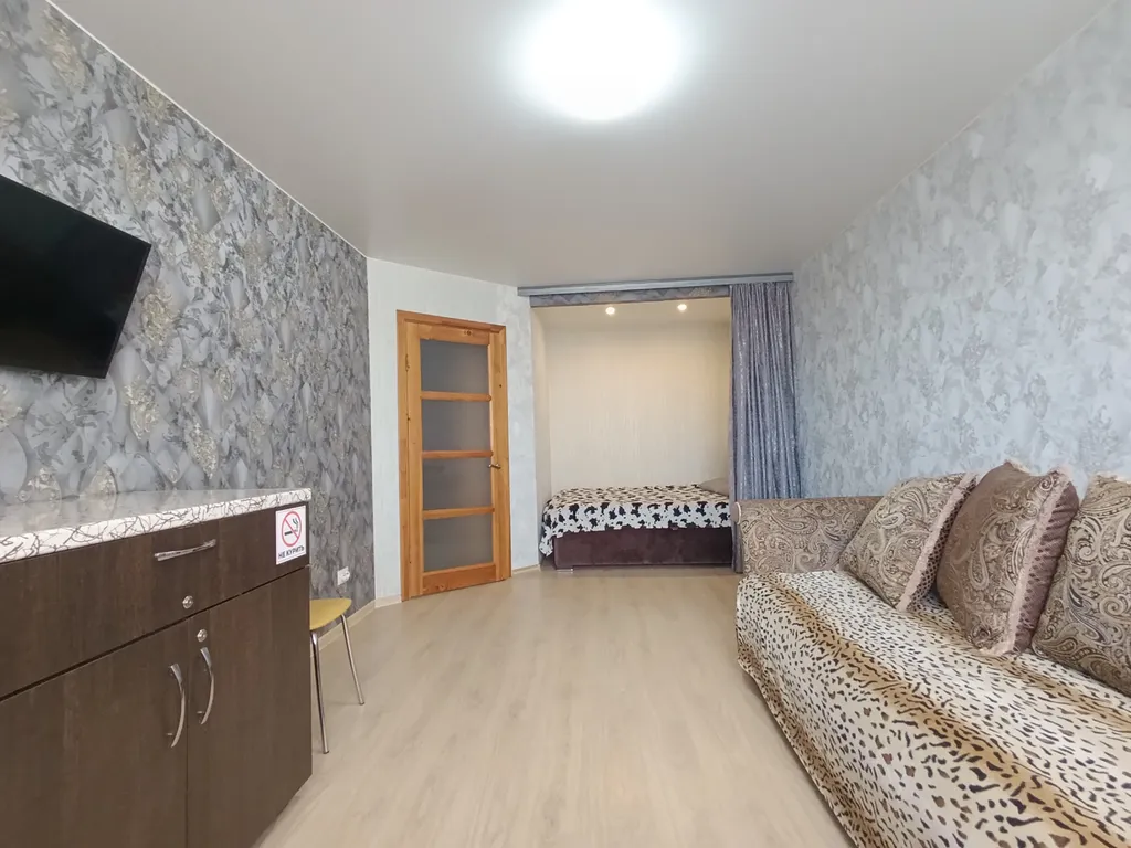 Евродвушка у вокзала