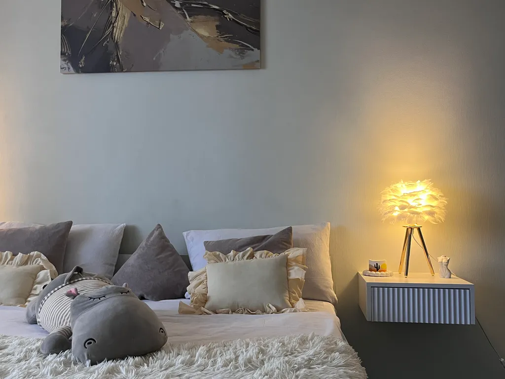 Современная квартира с проектором