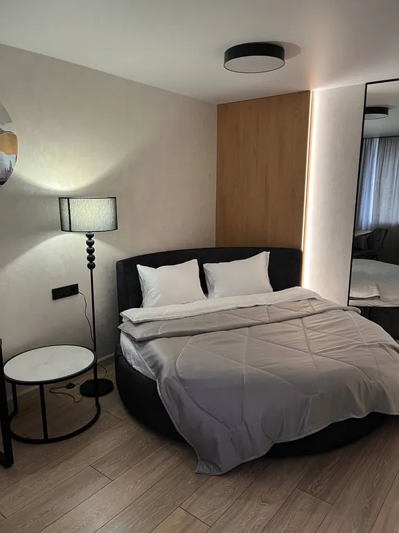 Квартира Четырехместный номер с круглой кроватью — аренда посуточно в Солигорск