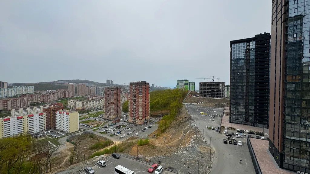 Квартира Квартира Уютная студия с панорамным балконом — Владивосток