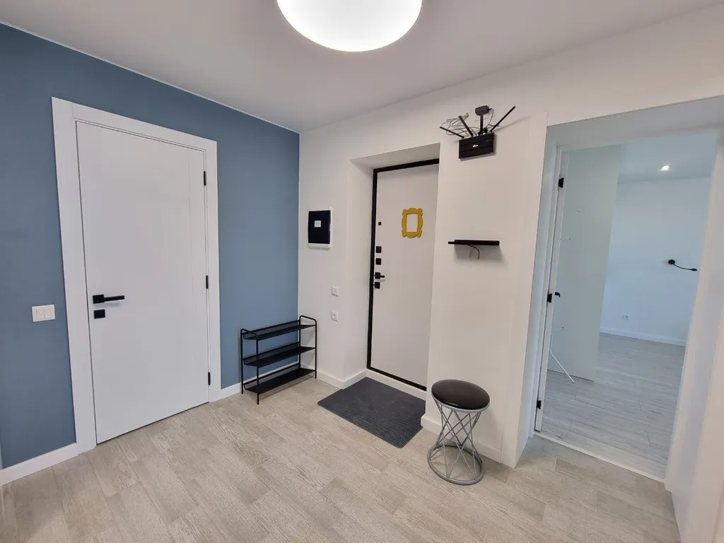 Супер видовая новая двухкомнатная квартира у моря в парке Победы