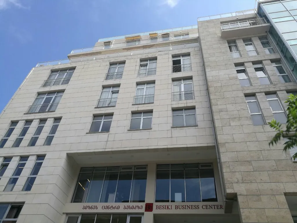 Квартира в бизнес-центре у проспекта Руставели
