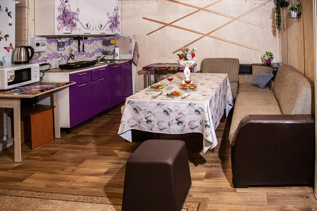 Дом Романтика у реки