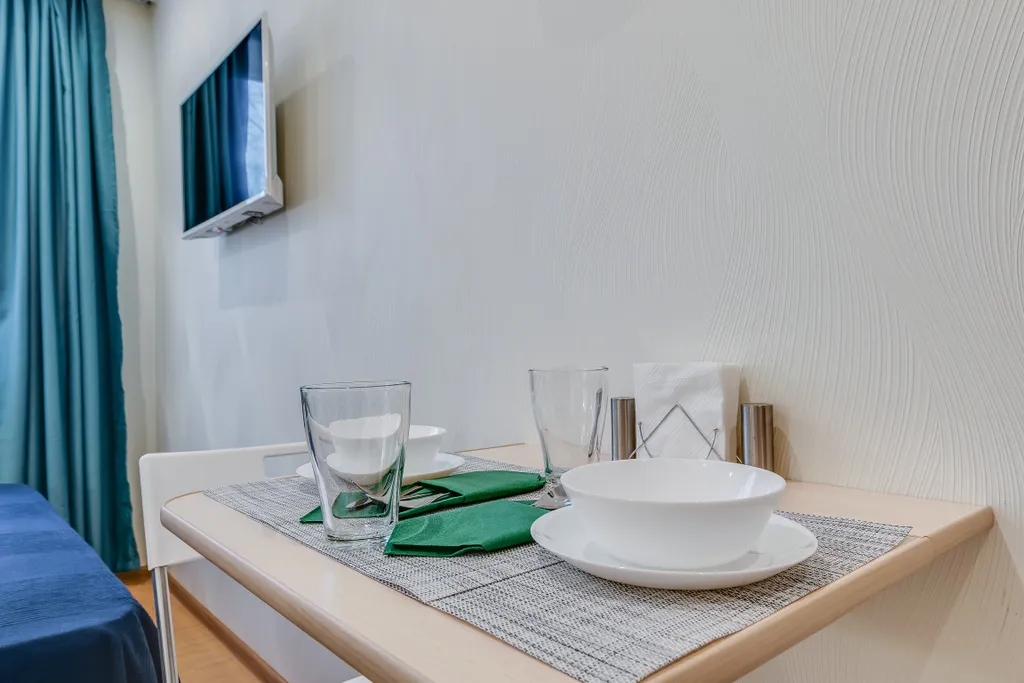 Квартира Квартира Уютная студия у метро Комендантский проспект — Санкт-Петербург