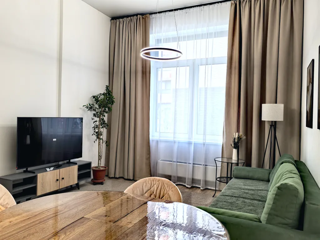 Современная трехкомнатная квартира Росатом, Цыба