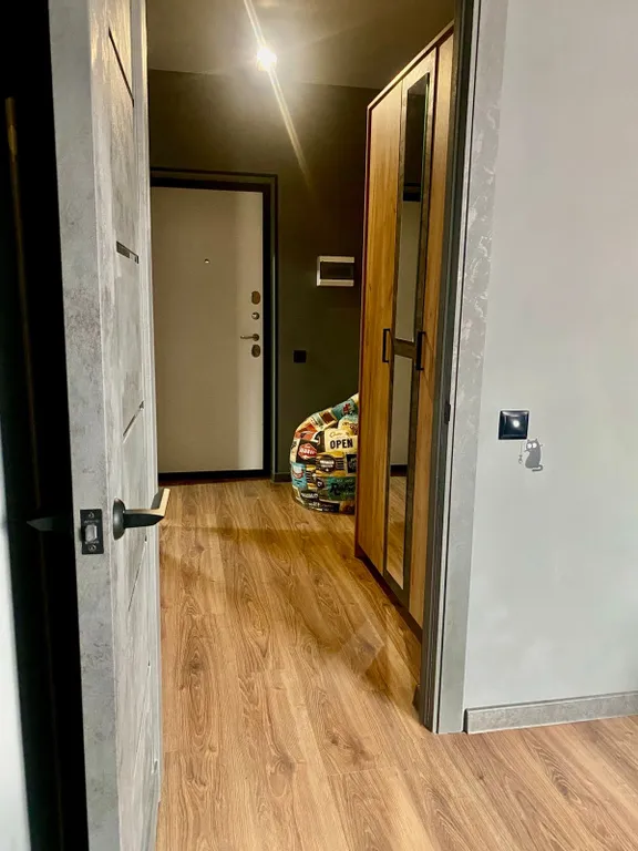 Квартира с дизайнерским ремонтом в стиле лофт