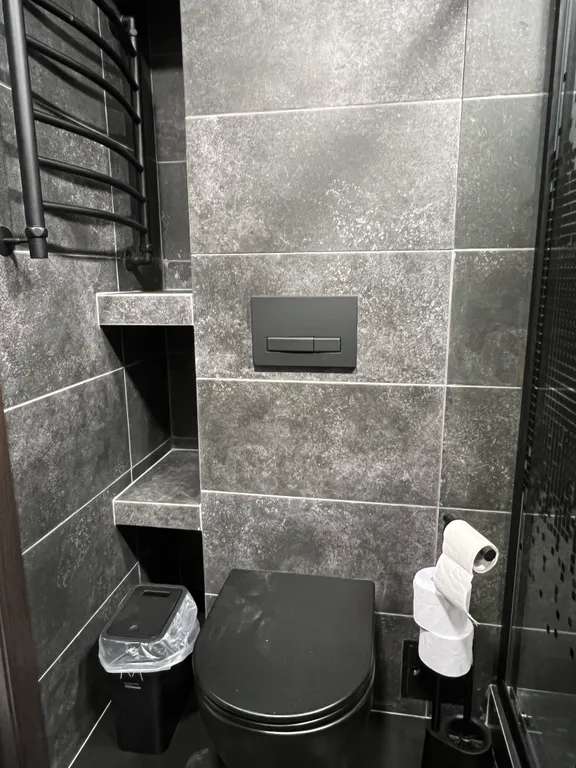 Однокомнатная квартира-студия с дизайнерским ремонтом