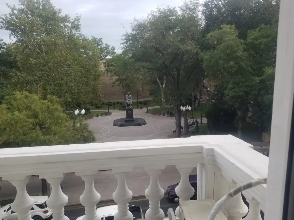 Белые апартаменты