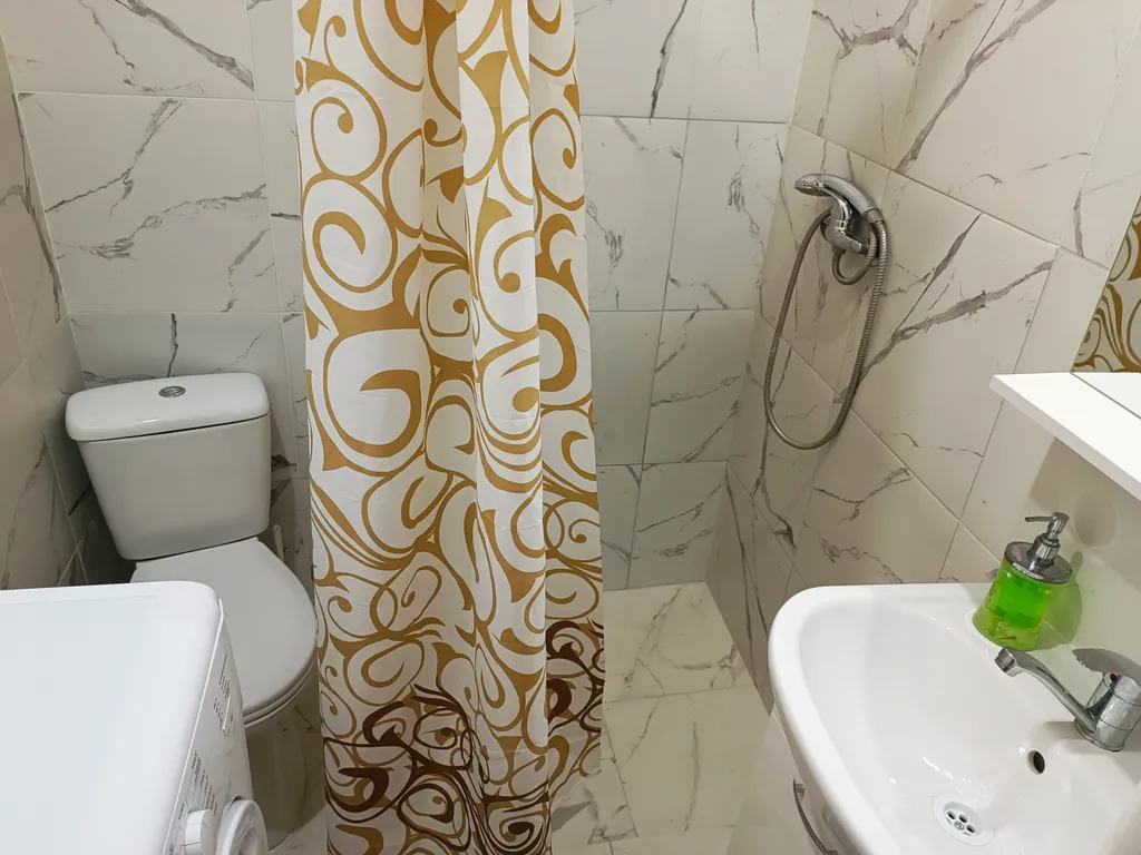 Удобная студия с большой кроватью у станции МЦД-4 Железнодорожная