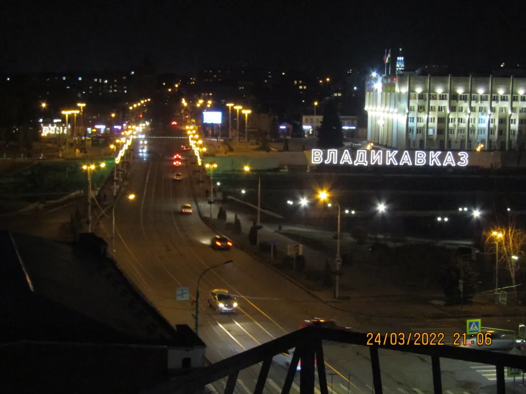 Квартира с видом на горы и набережную в центре города