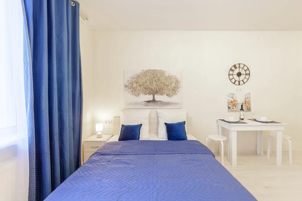 Студия с видом на Волгу