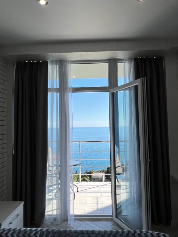 Квартира с видом на море