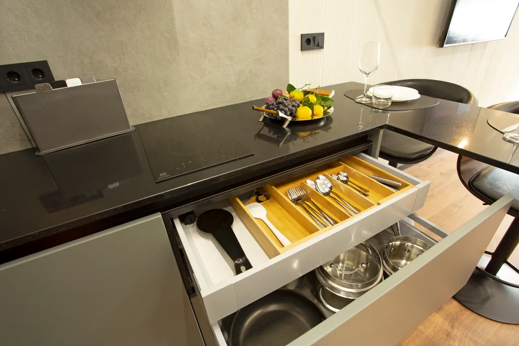 Апартамент на берегу реки с собственной террасой и выходом в парк