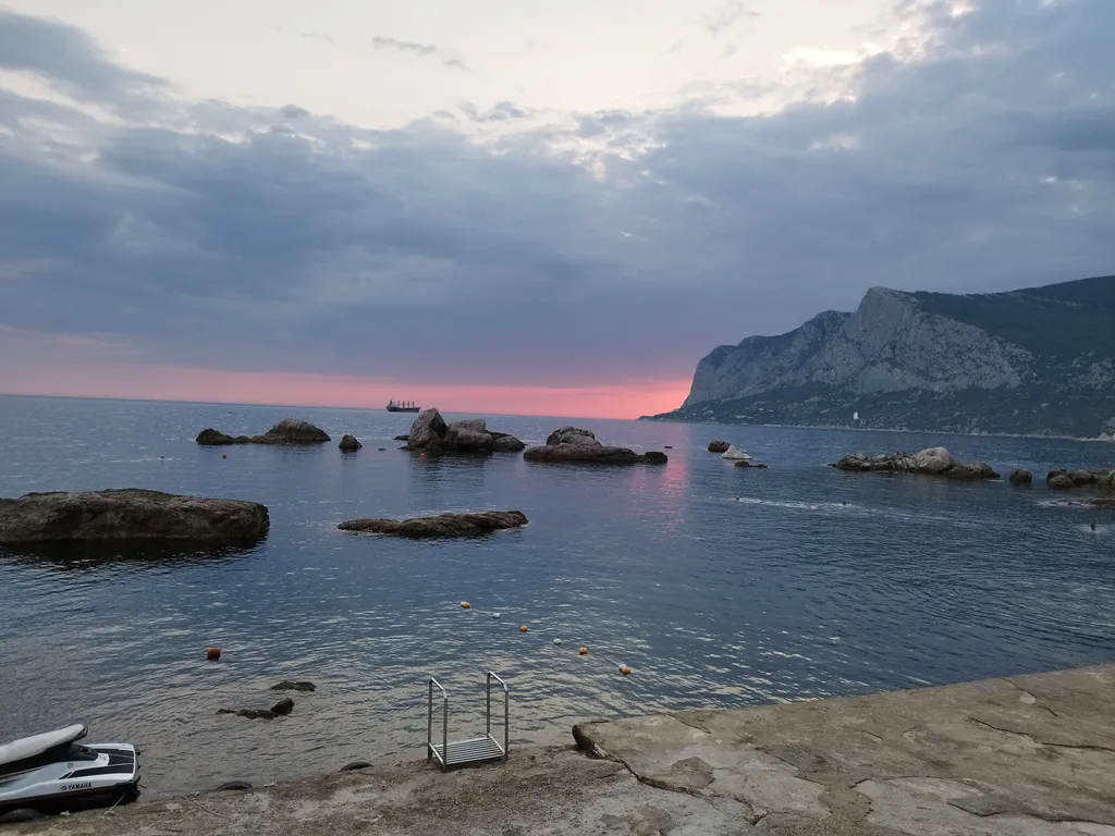 Квартира в бухте Ласпи у моря